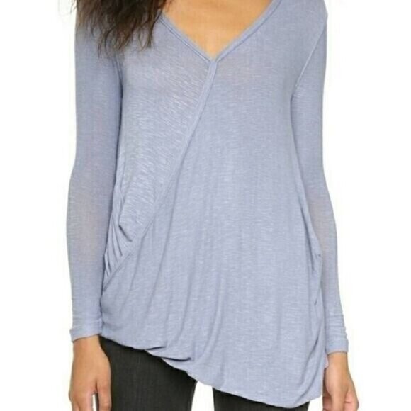 Free People Miss Rose V-Neck Bubble Hemline Blouse Lilac Size X-Small‎ - Picture 1 of 9